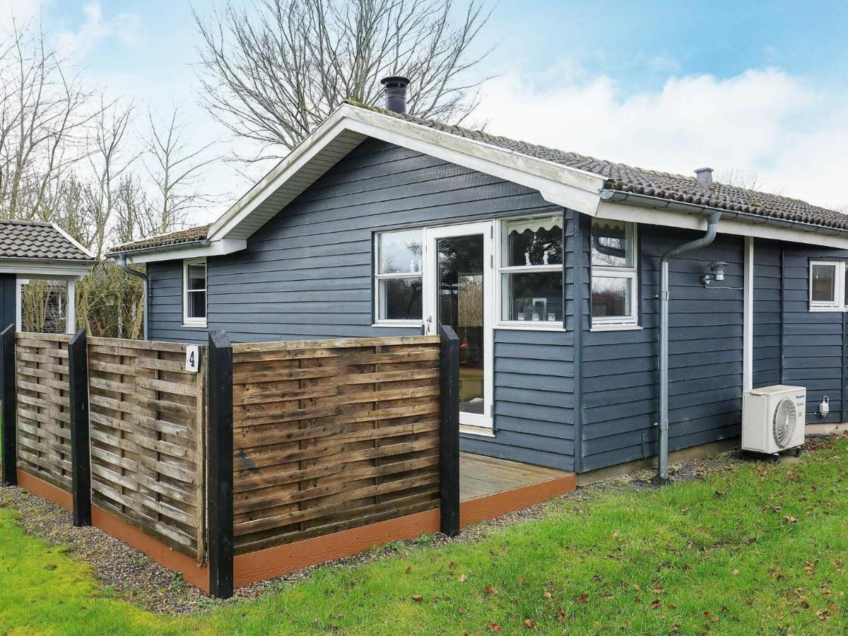8 Person Holiday Home In Hesselager Exterior photo